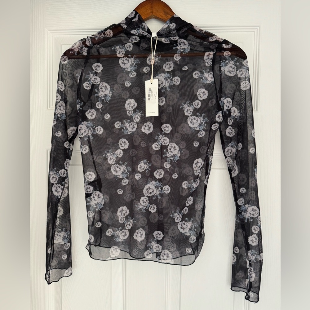 Heartloom Black Sheer Floral Long Sleeve - size large NWT